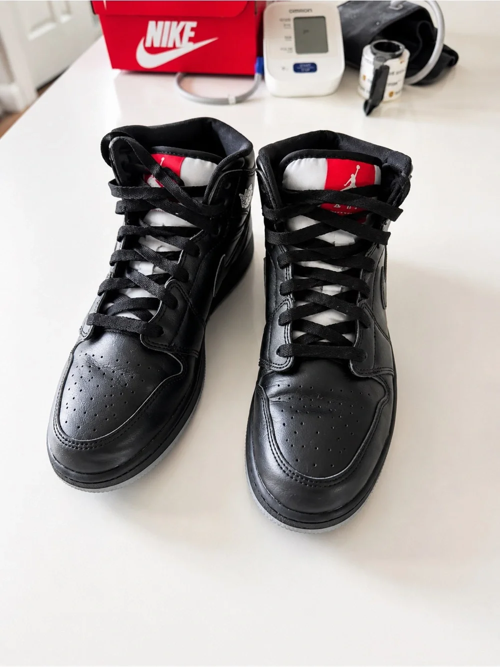Air Jordan 1 Mid Triple Black – Size 7 - Picture 1 of 3